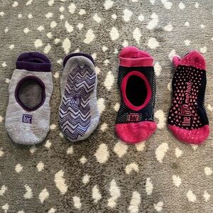 2 Pairs of the bar method Socks size M